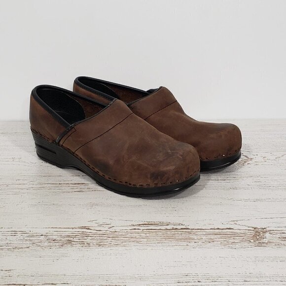 Bjorndal  Ally  Brown Leather Clog  Professional Nursing Shoe  Women's Size 9 - Picture 3 of 8